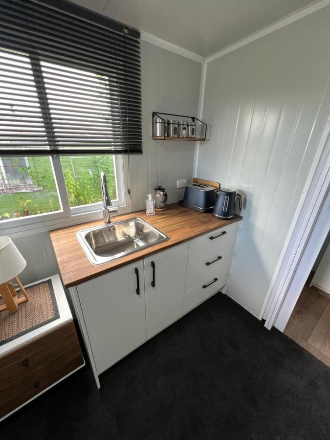 Raglan Seaview Cabin Exterior photo