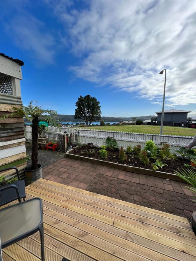 Raglan Seaview Cabin Exterior photo